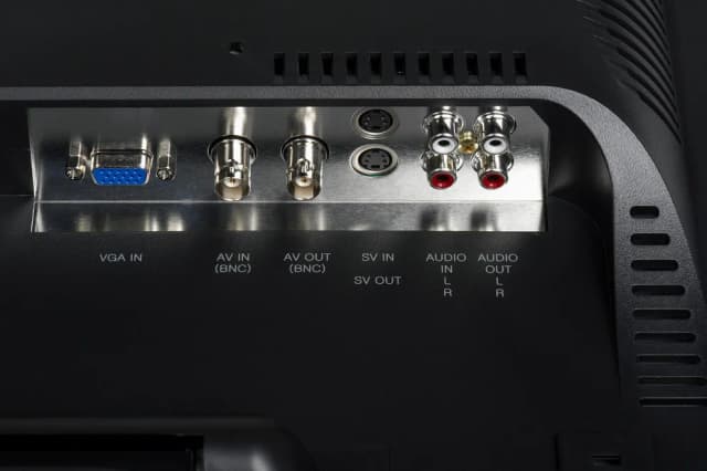 Czy tuner DVB-T można podłączyć do monitora? Sprawdź wymagania i metody Czy tuner DVB-T można podłączyć do monitora? Sprawdź wymagania i metody